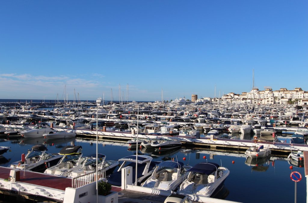 Puerto Banus Marina Harbour Seafront Apartment, Marbella – Updated